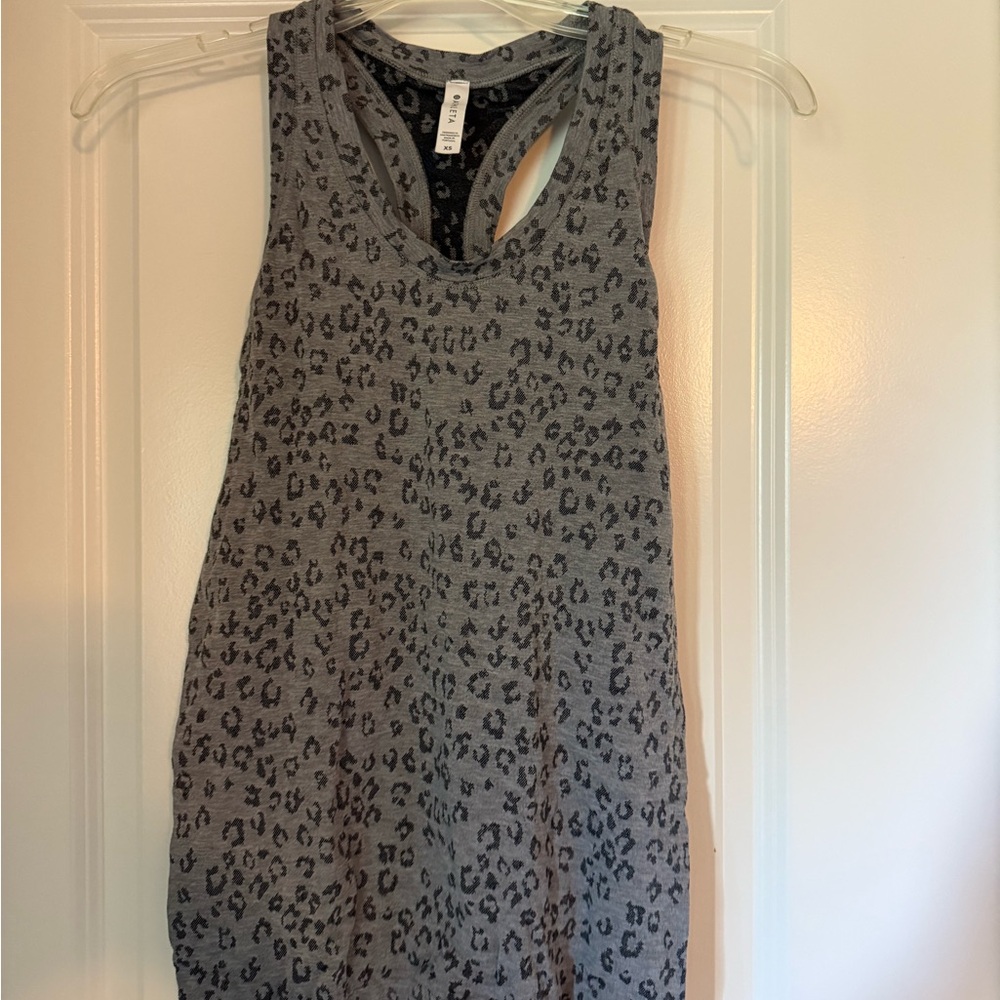 Athleta Gray Animal Print Tank Top
